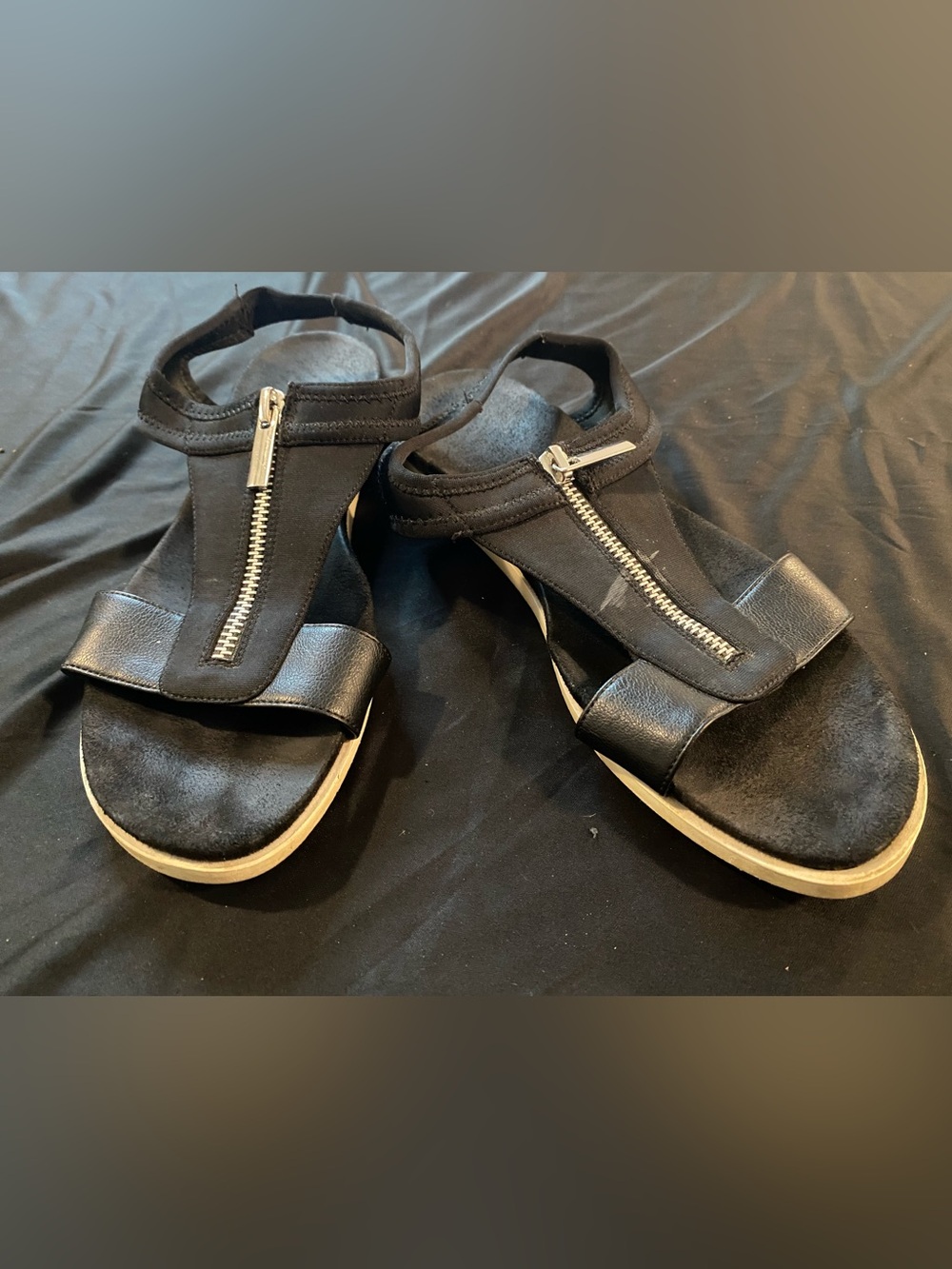 Women’s Black Zipper T-strap Sandals